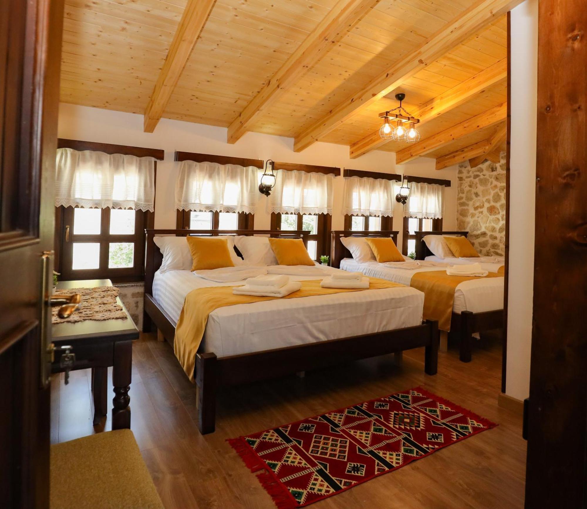 The House Of Dollma , Inside Kruja Castle Hotel Exterior foto